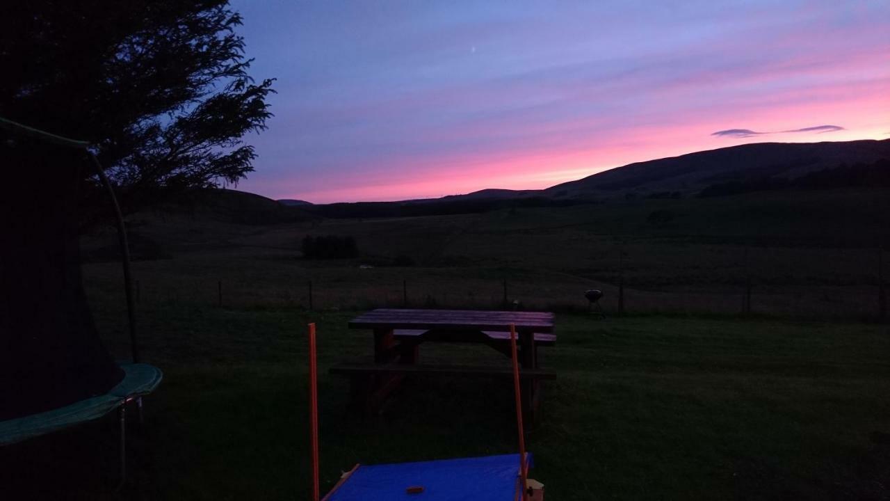 Scotland Paradise Relax Accommodation By Shooting Club Kirriemuir Balintore  Esterno foto